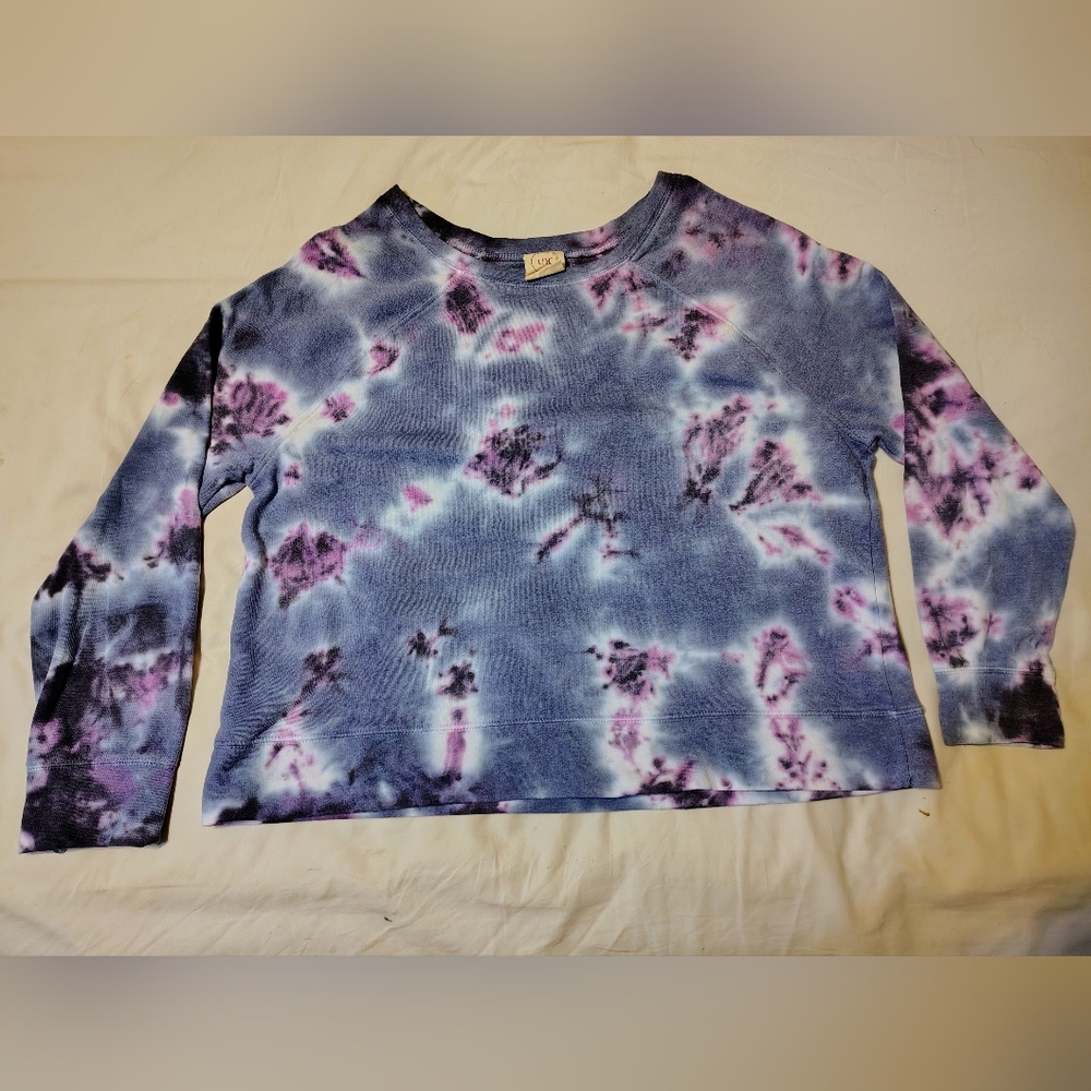 Urban Rebel, Tie-dyed Cropped Sweatshirt, in Purple and Blue, Size S